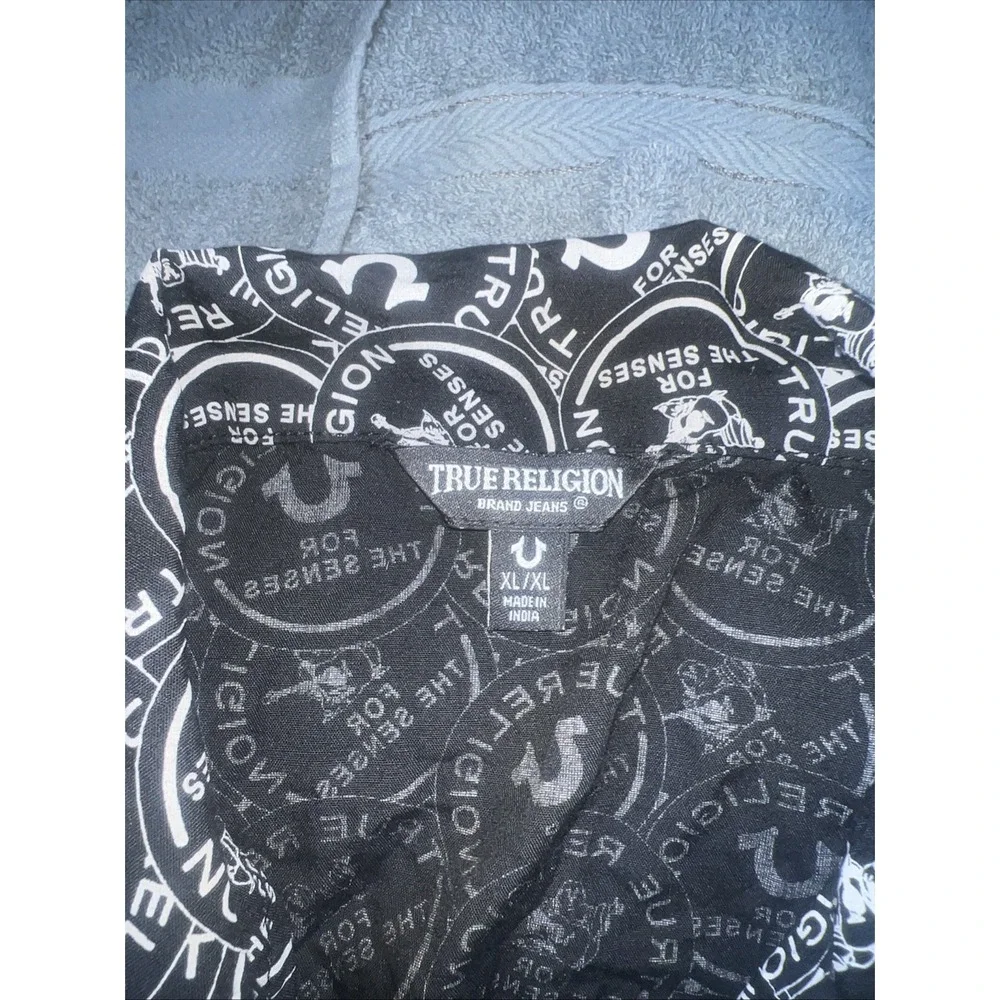 New True Religion Men's Button Up Shirt Size XL Black Logo Patch Happy Buddha TR